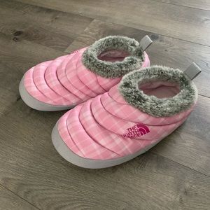 The North Face Women’s Slippers